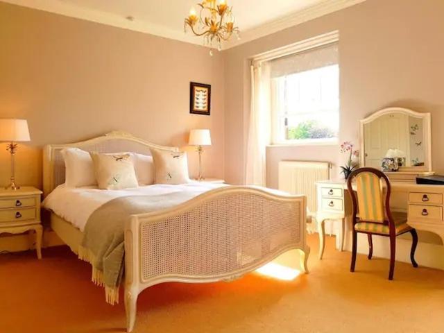 No 6 The Square Tearooms & Accommodation Buxton  Exteriör bild