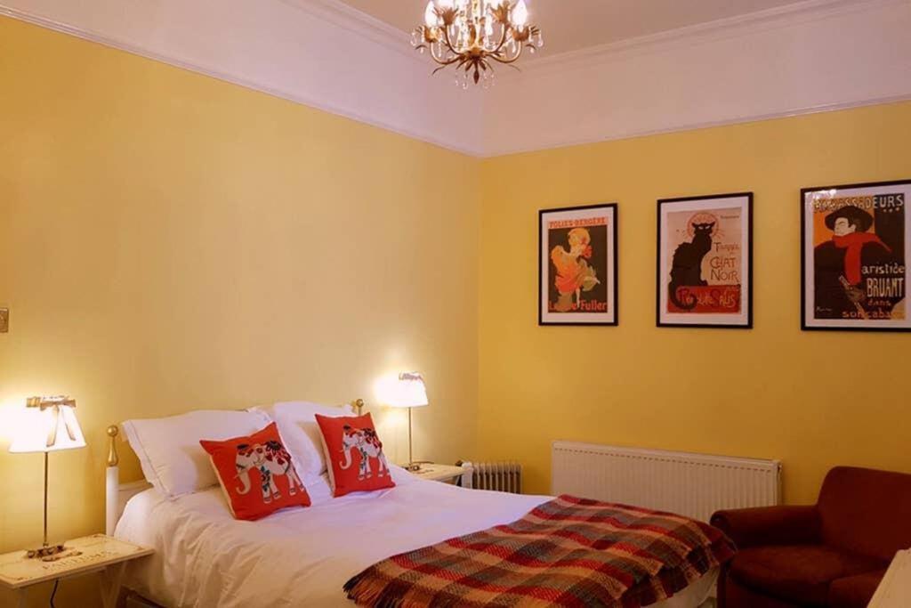 No 6 The Square Tearooms & Accommodation Buxton  Exteriör bild